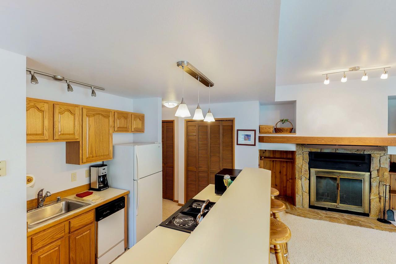 Snowbird 131-B Apartment Girdwood Exterior photo